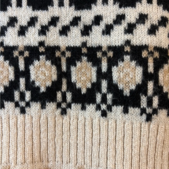 Maurices Cardigan medium Beige Black Southwestern Button-Up Deep V-Neck Sweater - Picture 6 of 8